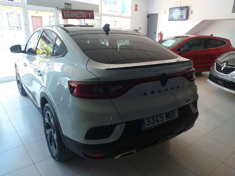 Renault ARKANA  foto 3